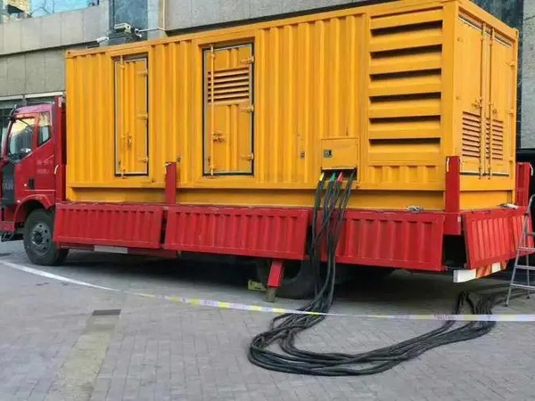 平舆如何确定水冷式机油散热器密封件的规格型号？